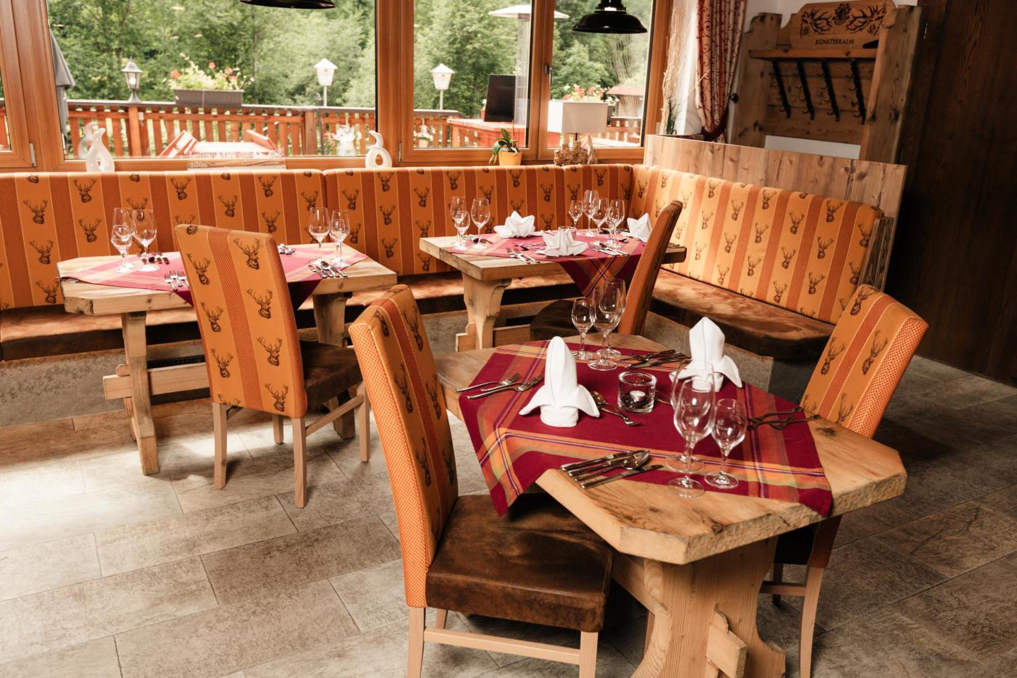 Hotel Künstleralm Kaprun Exterior foto
