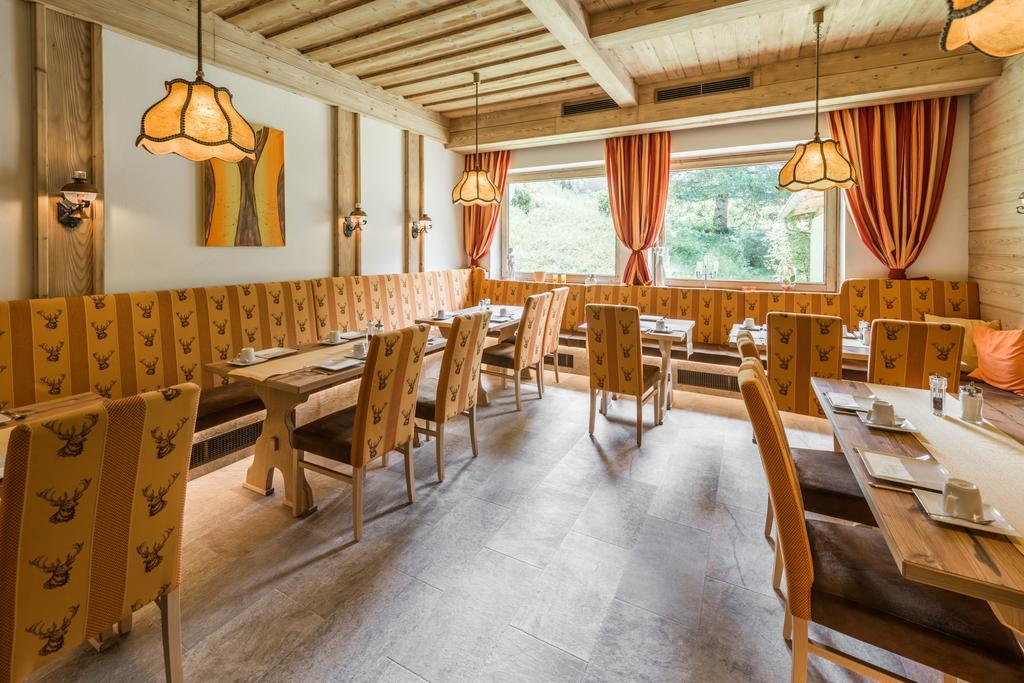 Hotel Künstleralm Kaprun Exterior foto