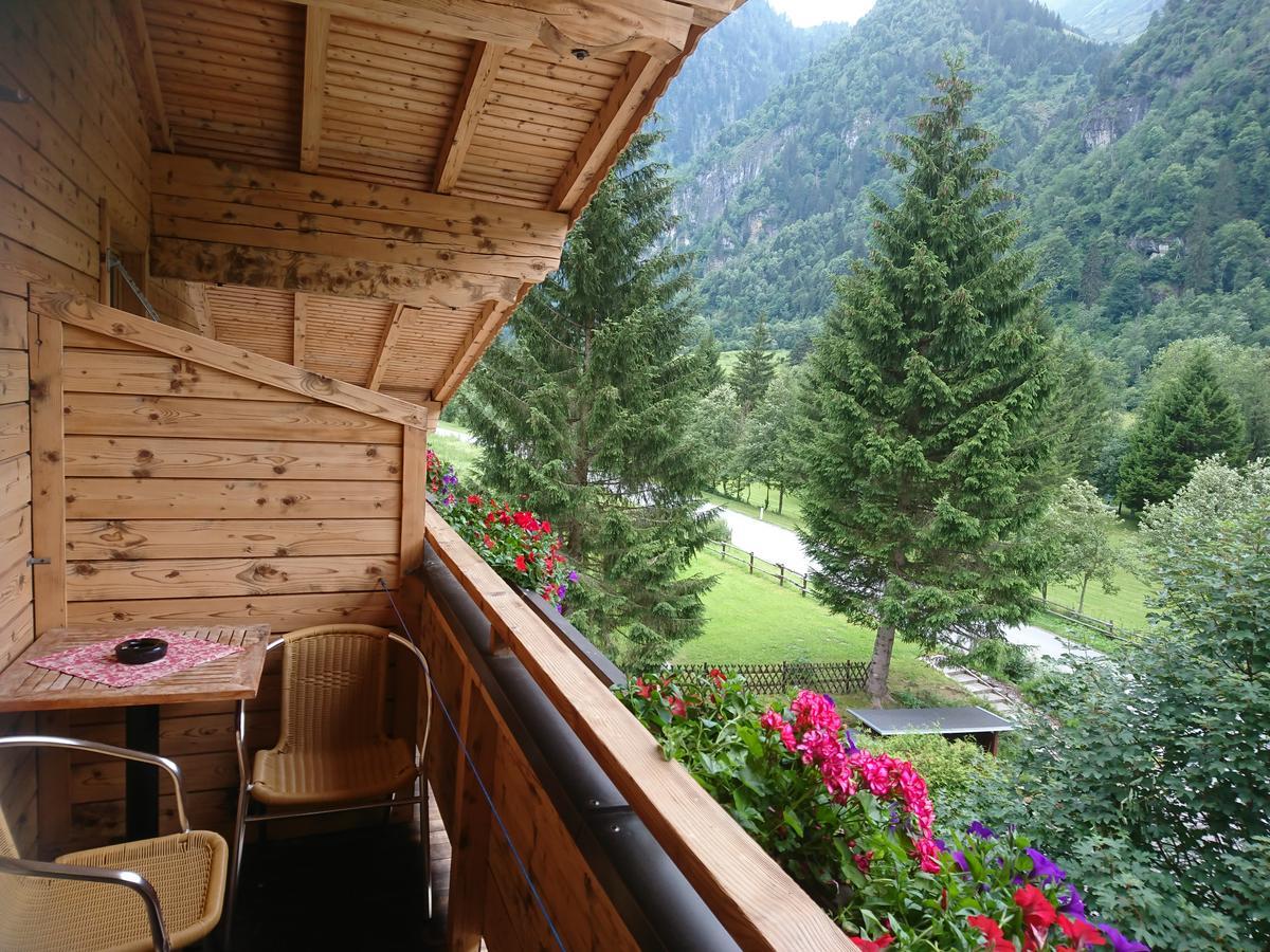 Hotel Künstleralm Kaprun Exterior foto